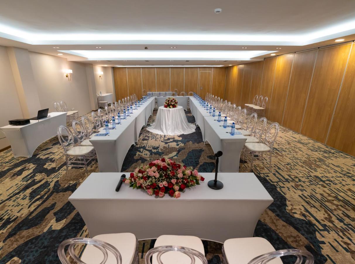 Stay Easy Plus Hotel Addis Ababa Exterior photo