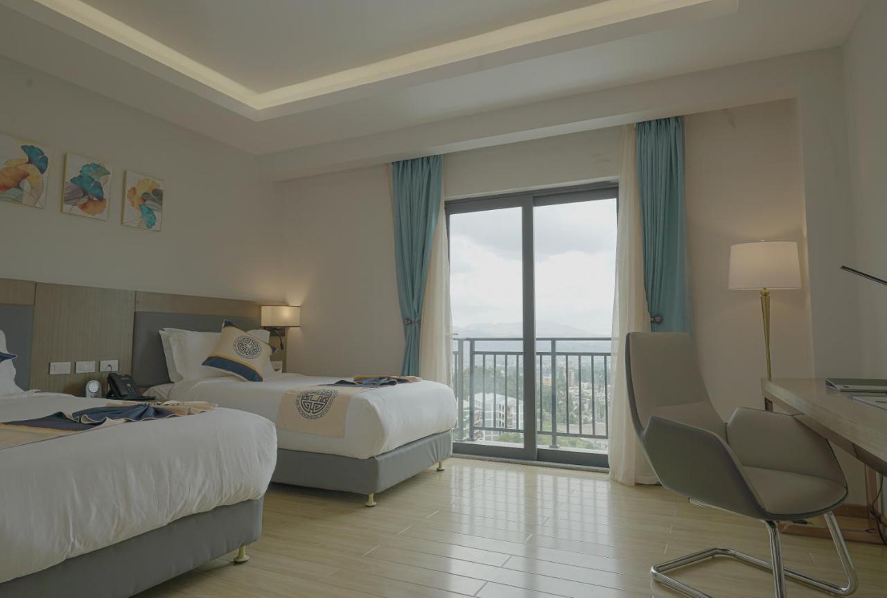 Stay Easy Plus Hotel Addis Ababa Exterior photo