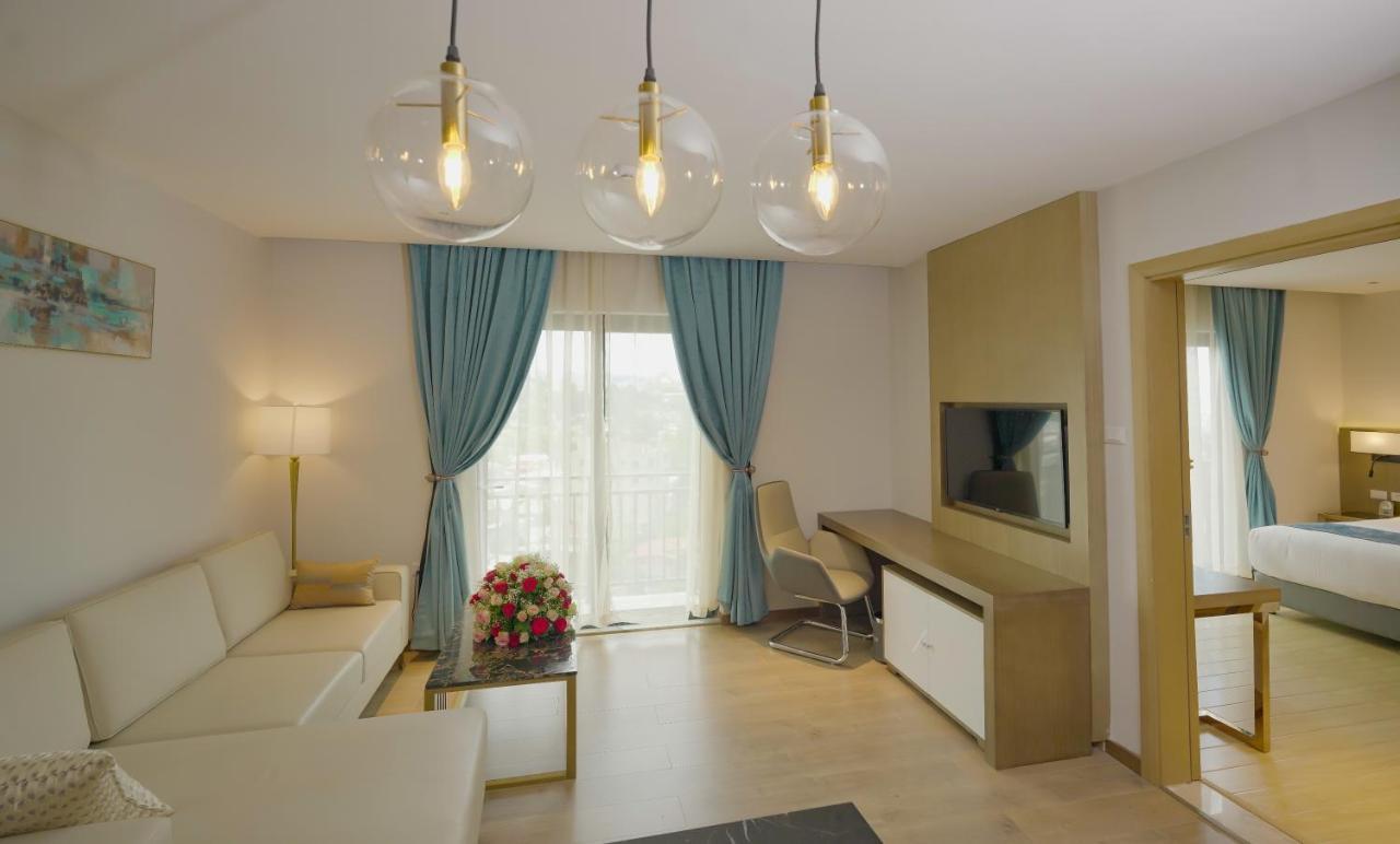 Stay Easy Plus Hotel Addis Ababa Exterior photo