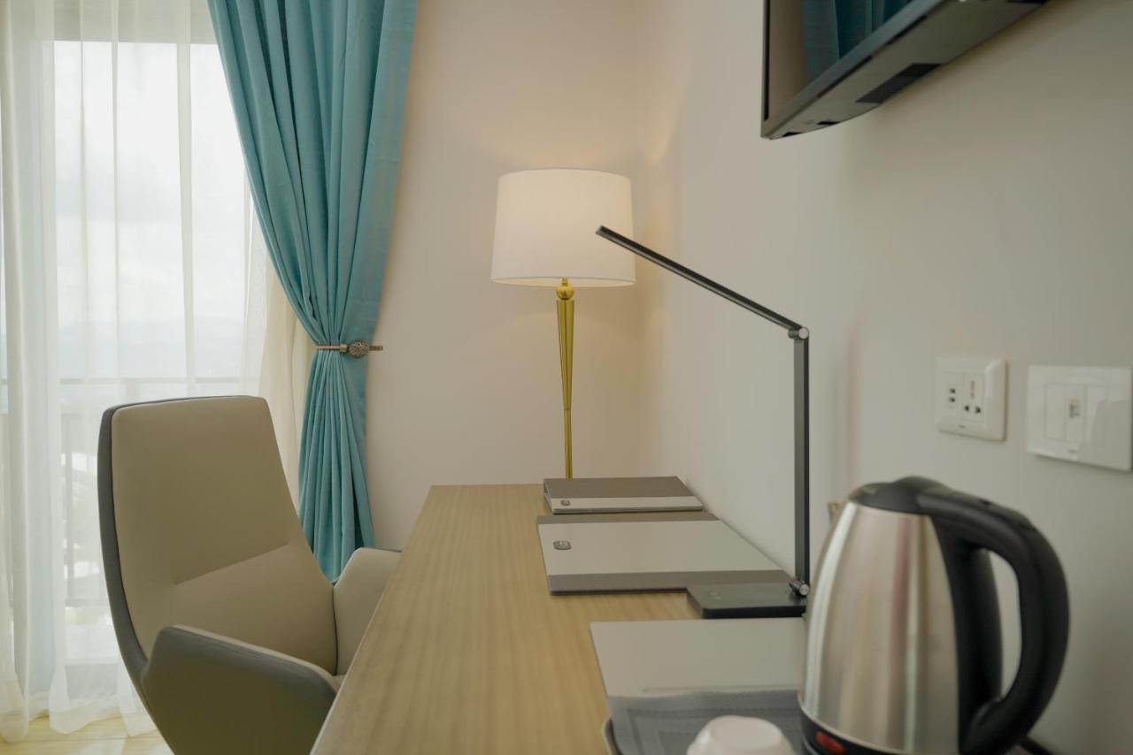 Stay Easy Plus Hotel Addis Ababa Exterior photo